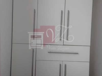 Closet de melamina color blanco.