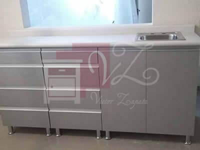 Remodelación con melamina tipo laminado.